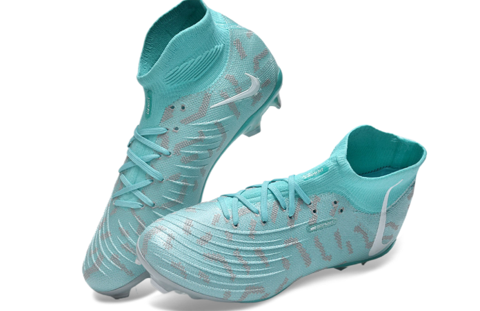 CHUTEIRA NIKE PHANTOM LUNA ELITE FG