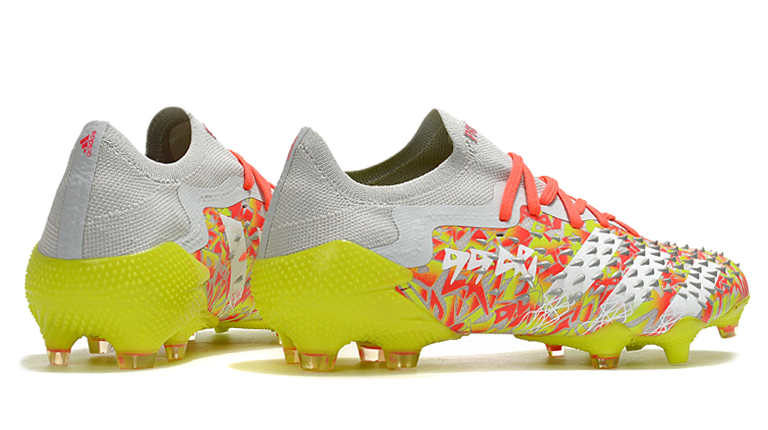 chuteiras campo adidas Predator Freak .1