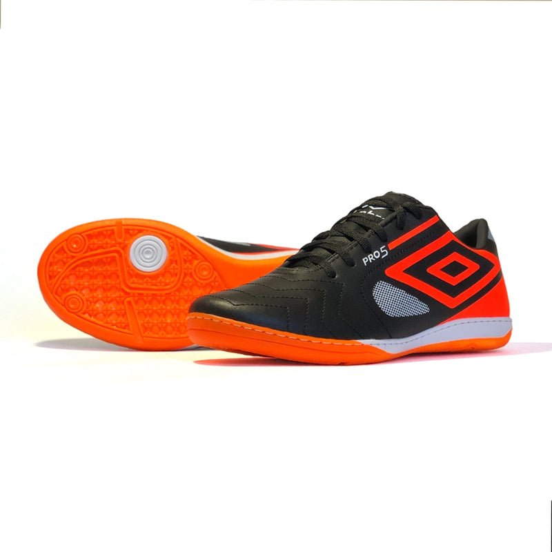 CHUTEIRA FUTSAL Pro 5 Bump antiderrapante.